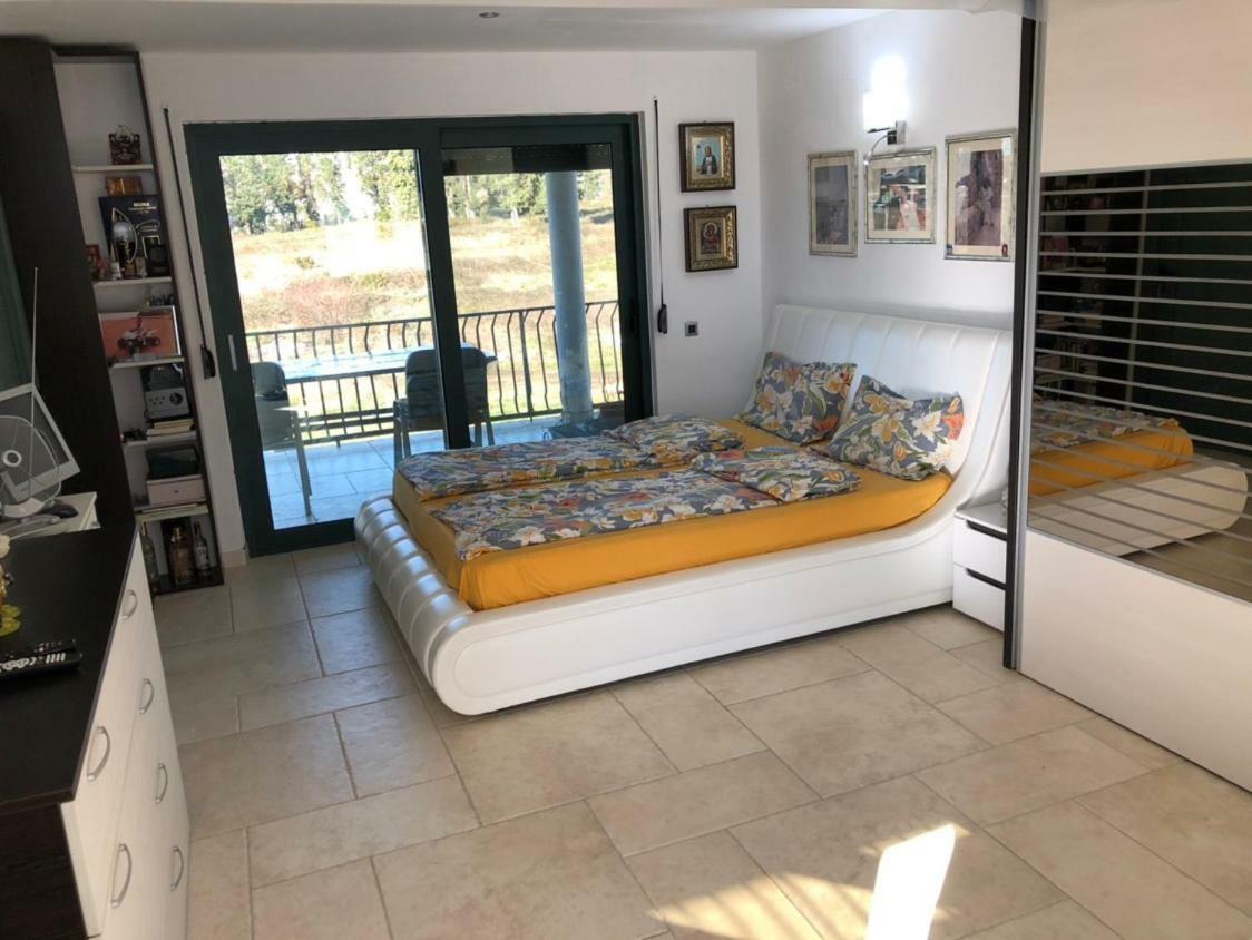 באר Apartments Afrodita מראה חיצוני תמונה